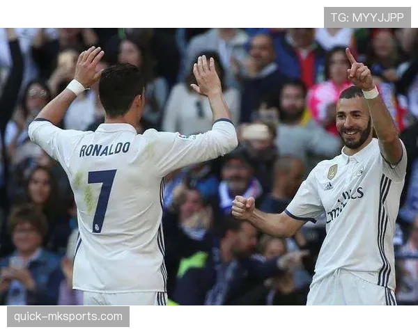 本泽马与哲科中锋战术适配性及进攻效率差异解析